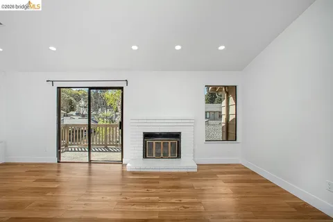 $375,000 | 802 Dover, Hercules, CA 94547