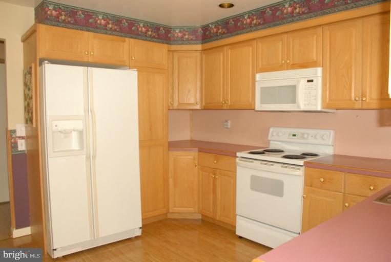 7088 Catalpa Road Frederick, MD 21703 - Photo 3 of 15 Kitchen