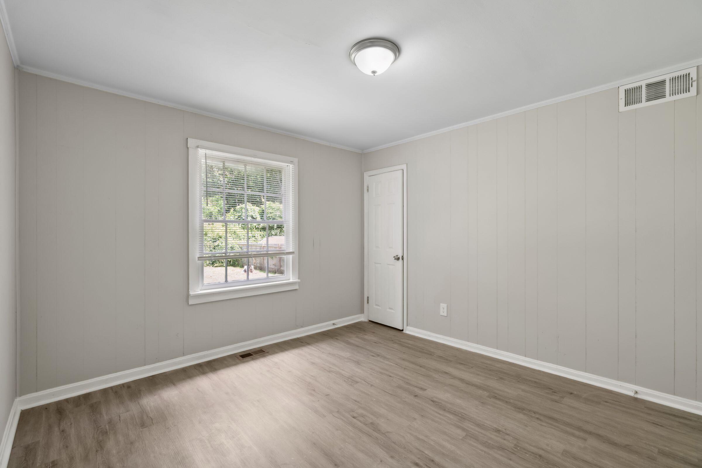 2416 Falcon Road Charleston, SC 29406 - Photo 13 of 23 2416 Falcon Rd