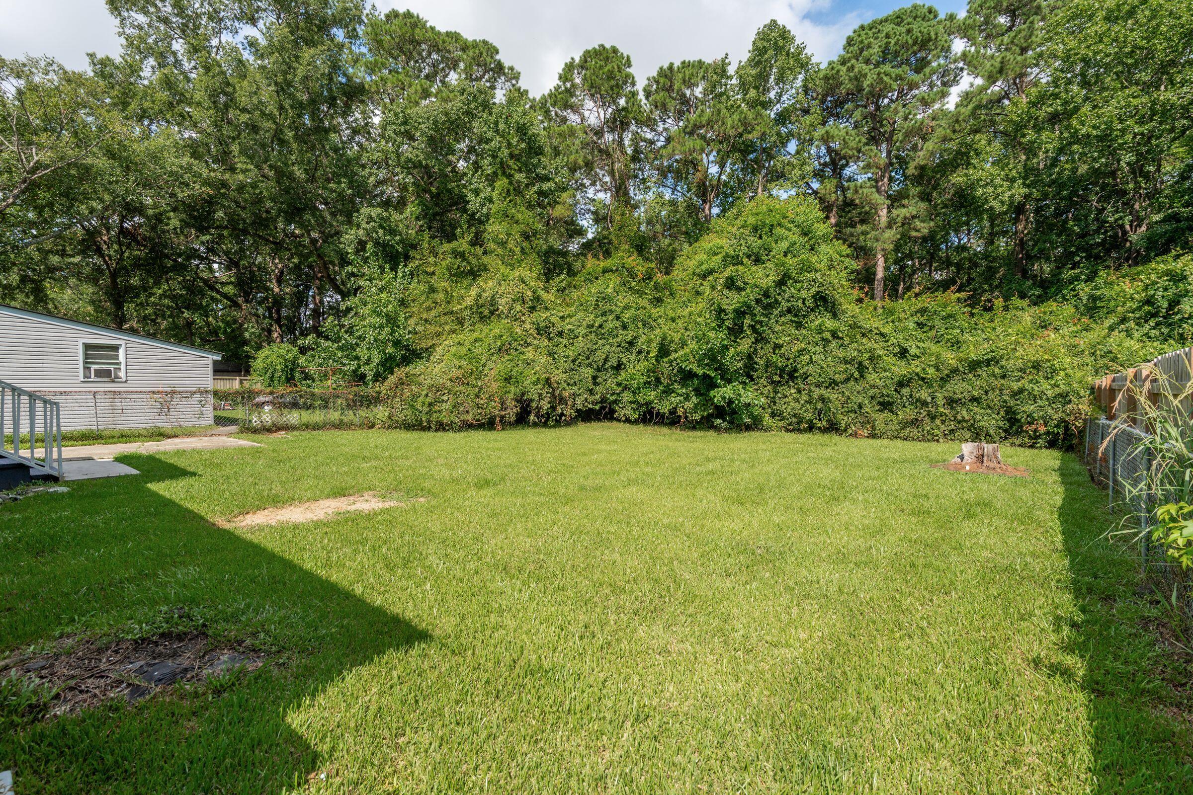 2416 Falcon Road Charleston, SC 29406 - Photo 23 of 23 2416 Falcon Rd