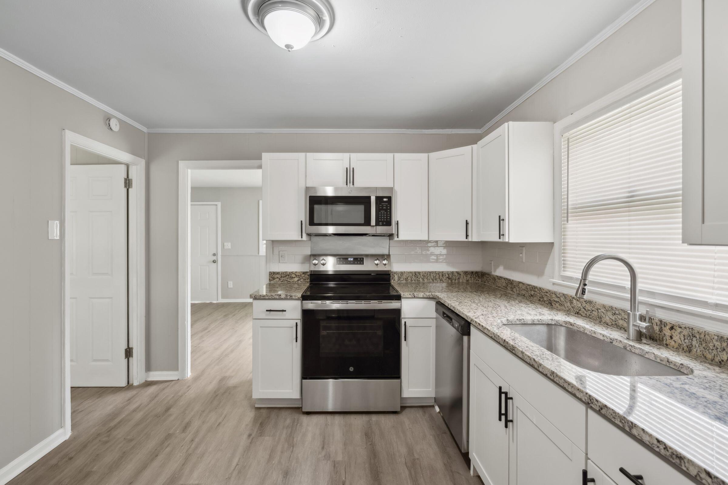 2416 Falcon Road Charleston, SC 29406 - Photo 4 of 23 2416 Falcon Rd