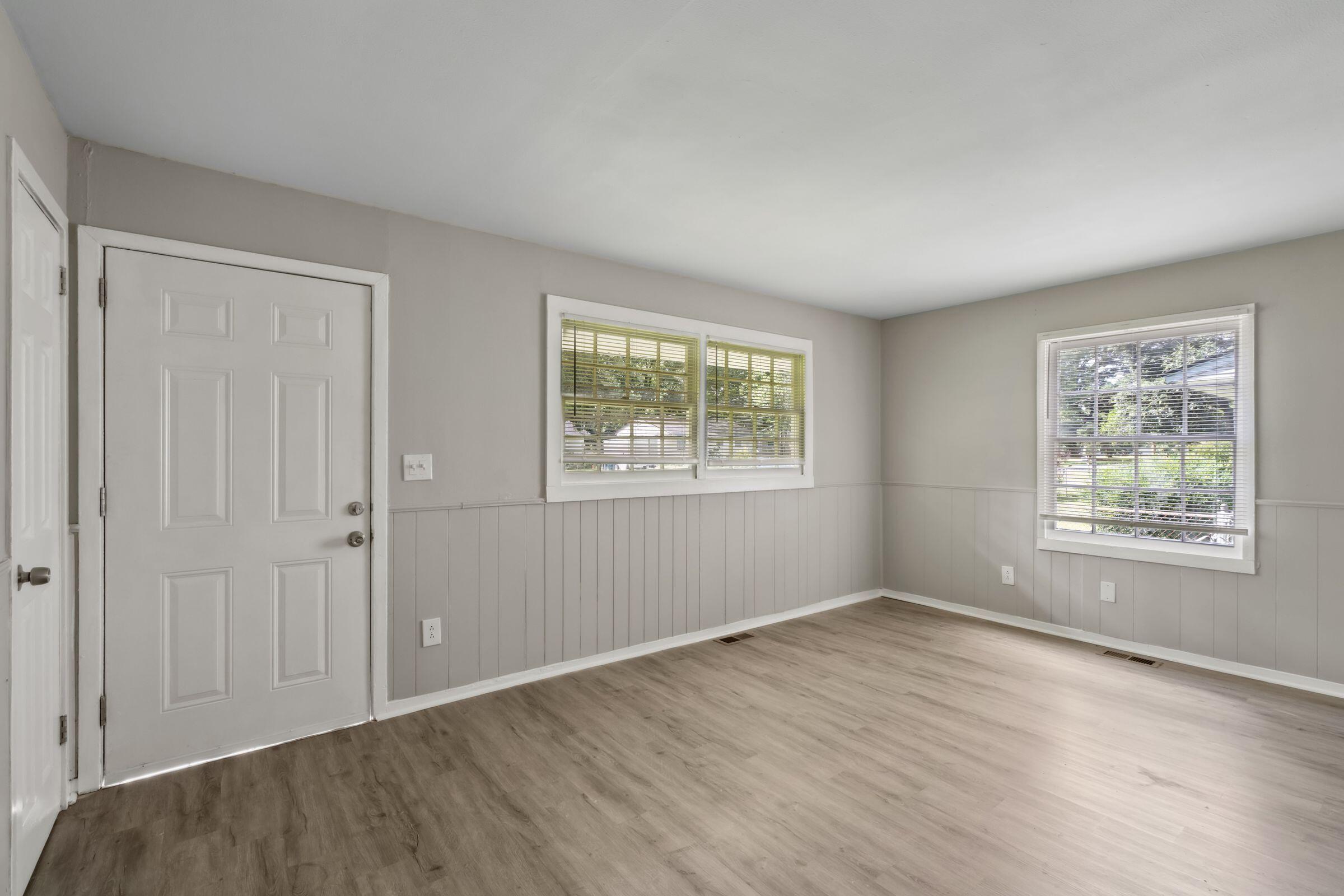 2416 Falcon Road Charleston, SC 29406 - Photo 8 of 23 2416 Falcon Rd