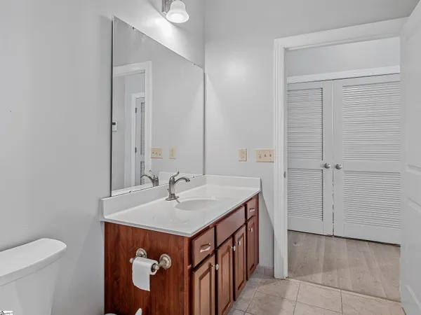$235,000 | 155 East Broad Street, Unit 208, Spartanburg, SC 29306