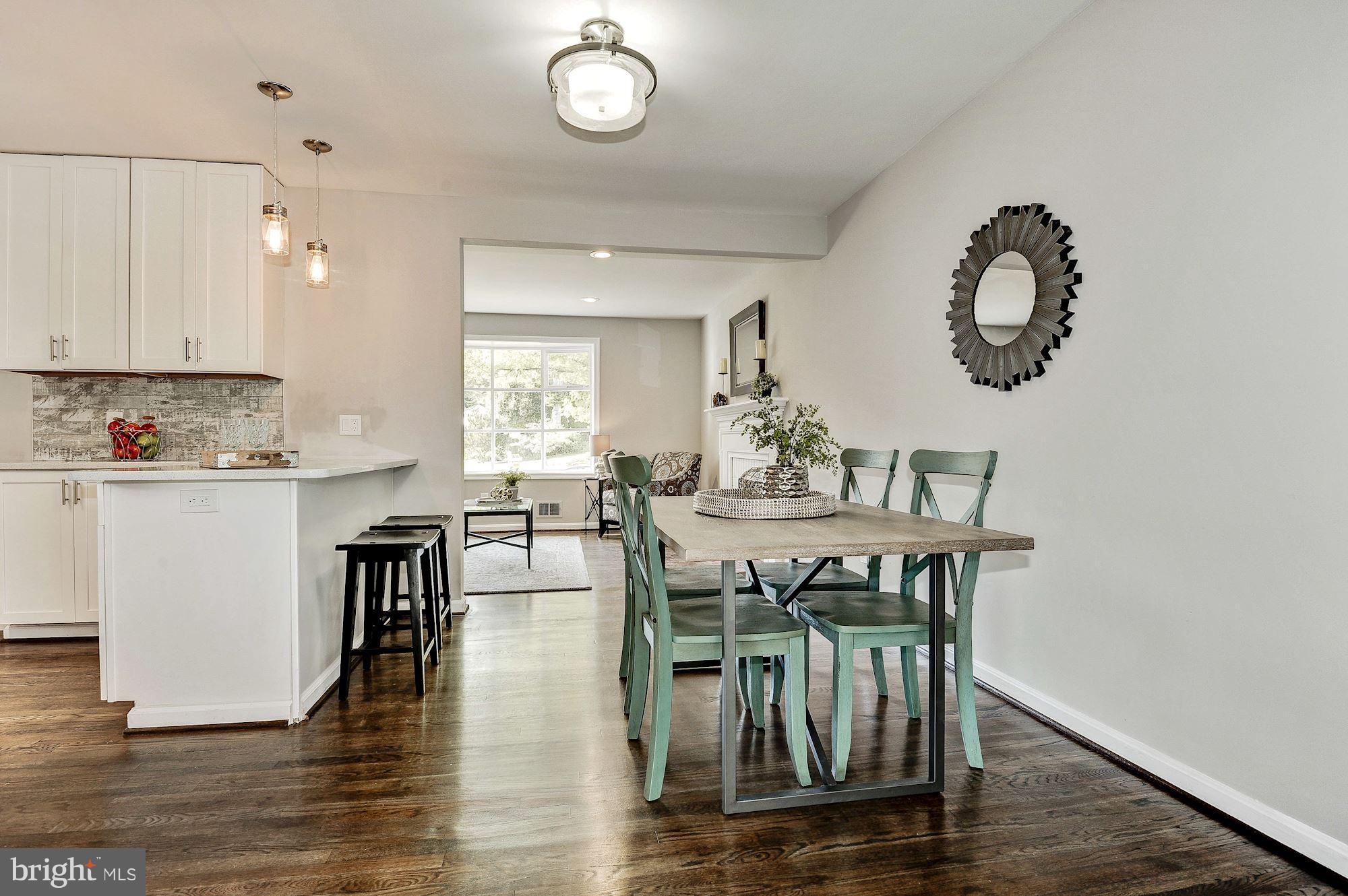 8627 Thames Street Springfield, VA 22151 - Photo 10 of 30 Dining Room
