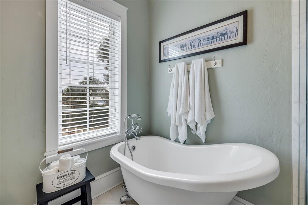 319 Wisteria Road Daytona Beach, FL 32118 - Photo 60 of 97