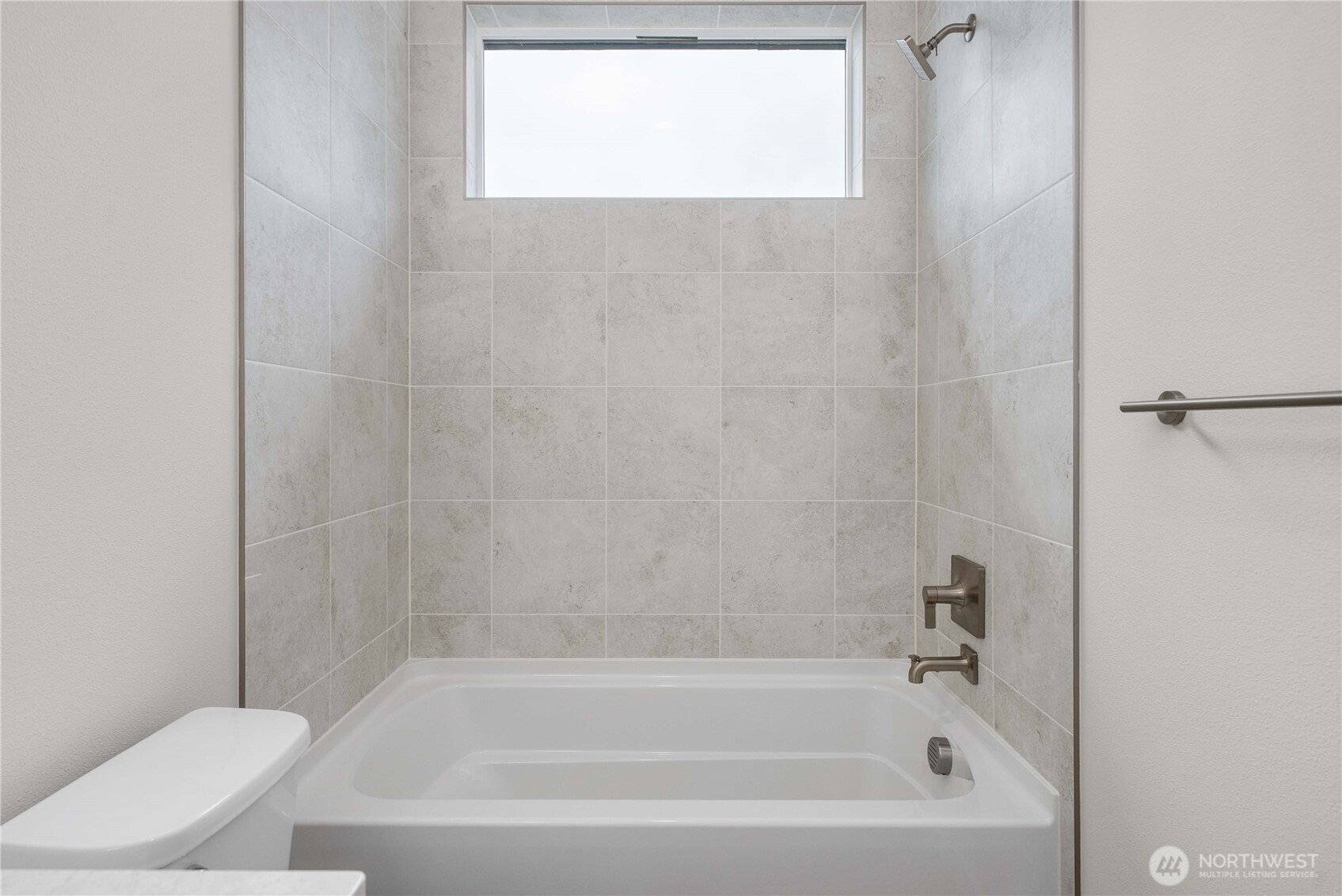 4261 Aberdeen Way Northeast Renton, WA 98056 - Photo 37 of 40 Gallery Image 37