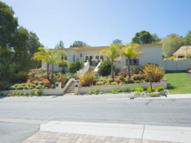 1035 Bromfield Road Hillsborough, CA 94010 - Photo 2 of 20 Gallery Image 2