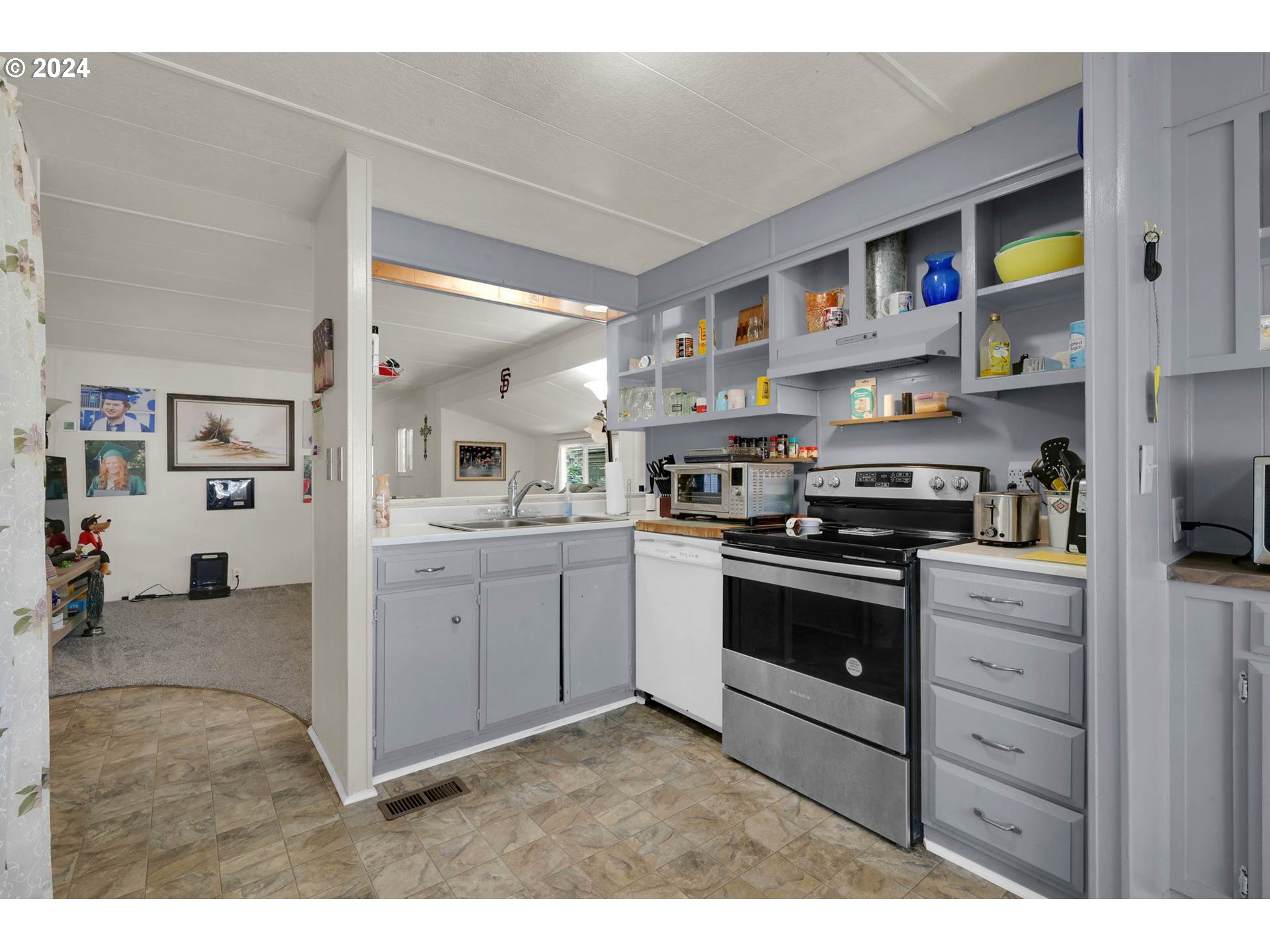 3530 East Game Farm Road, Unit 52 Springfield, OR 97477 - Photo 11 of 28 Gallery Image 11