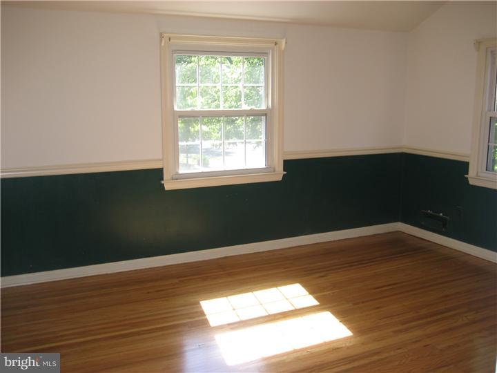425 Covered Bridge Road Cherry Hill, NJ 08034 - Photo 11 of 22