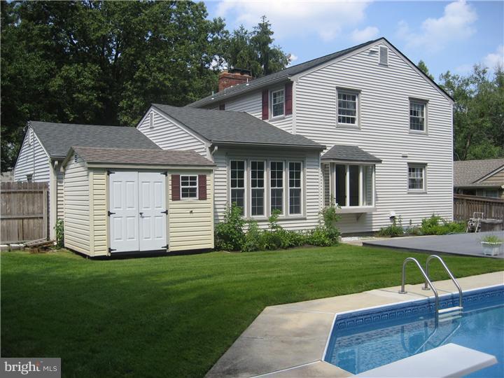 425 Covered Bridge Road Cherry Hill, NJ 08034 - Photo 16 of 22 Exterior Back