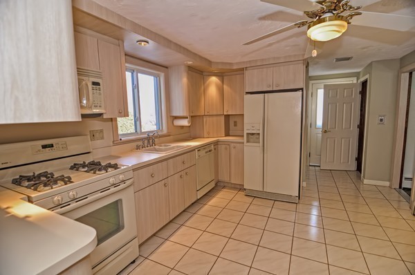 116 Fulton Spring Road Medford, MA 02155 - Photo 12 of 23 Gallery Image 12