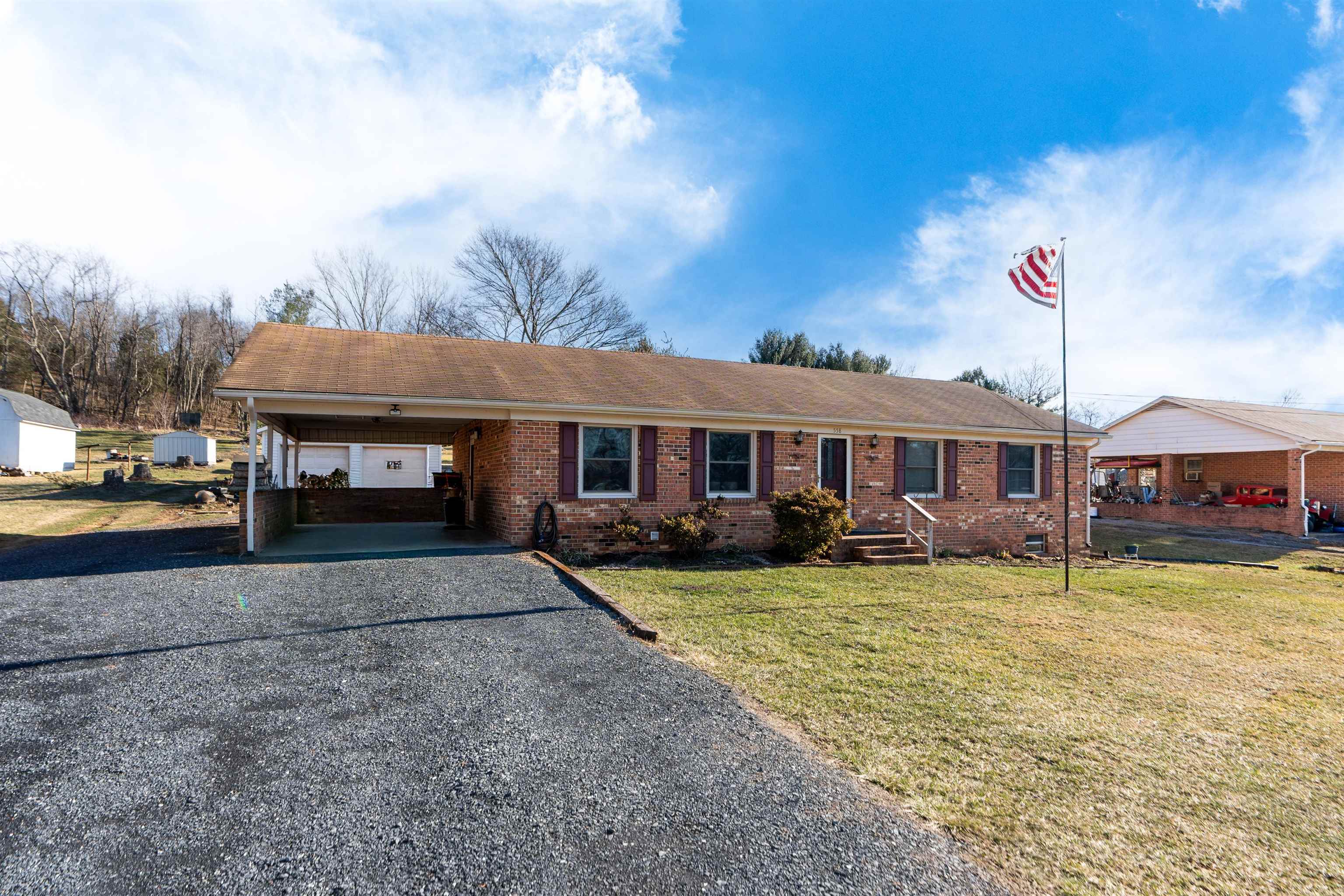 558 Galena Road Staunton, VA 24401 - Photo 3 of 24 Gallery Image 3