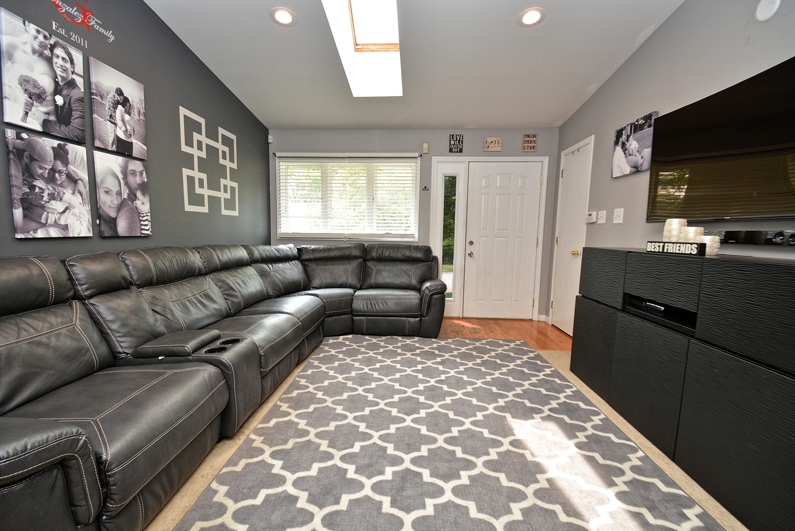 14451 Ridgeway Avenue Midlothian, IL 60445 - Photo 5 of 26