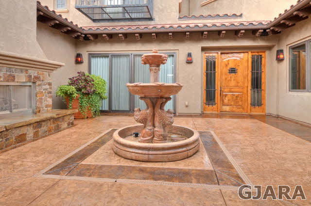 329 Red Ridge Court Grand Junction, CO 81507 - Photo 3 of 32 Gallery Image 3