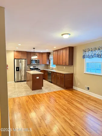 $3,100 | 340 Suburban Drive, Toms River, NJ 08753