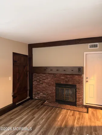 $3,100 | 340 Suburban Drive, Toms River, NJ 08753