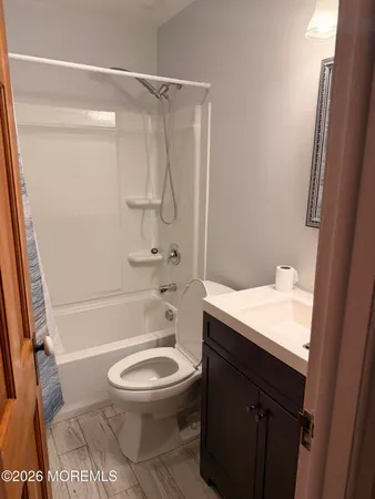 $3,100 | 340 Suburban Drive, Toms River, NJ 08753