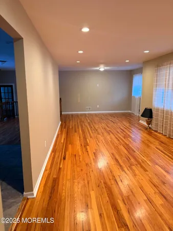 $3,100 | 340 Suburban Drive, Toms River, NJ 08753