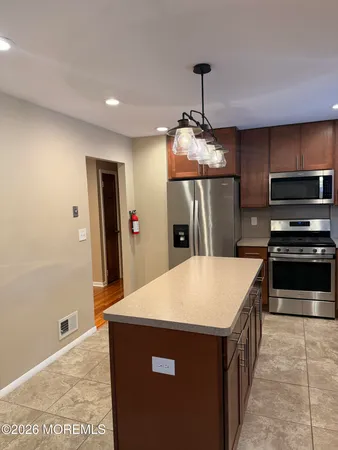 $3,100 | 340 Suburban Drive, Toms River, NJ 08753