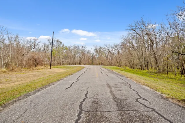 $235,000 | 17502 Red Fork Drive, Rosharon, TX 77583