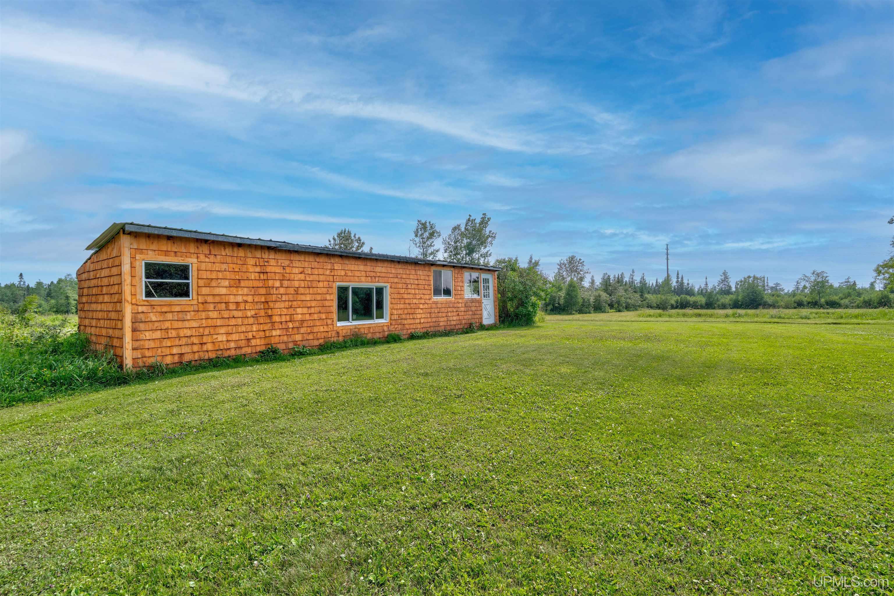 984 N Dixon Road Manistique, MI 49854 - Photo 34 of 52