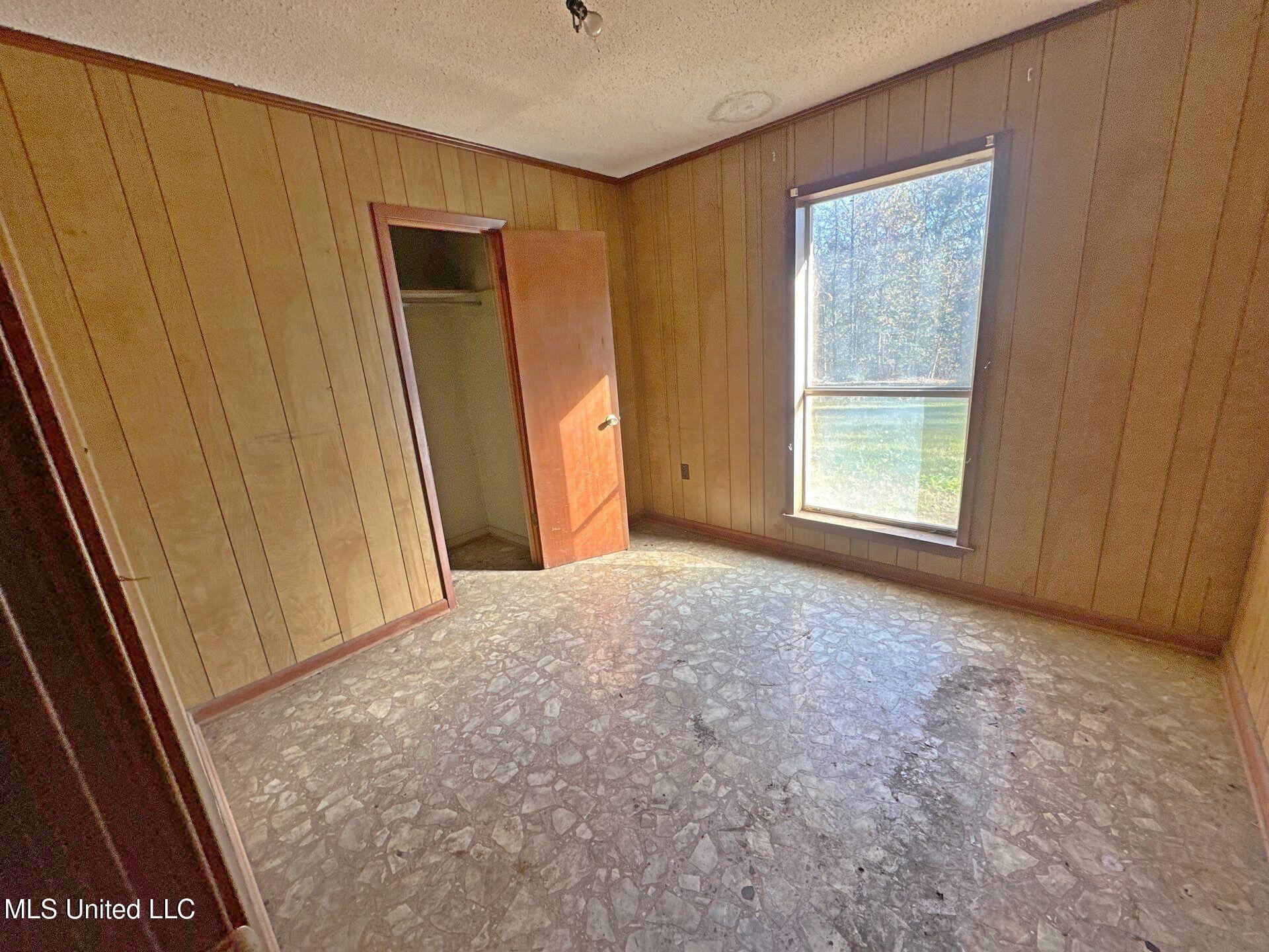 10009 Red Lick Road Lorman, MS 39096 - Photo 8 of 21 104-Nov 27 2025 08_55am-oxBM