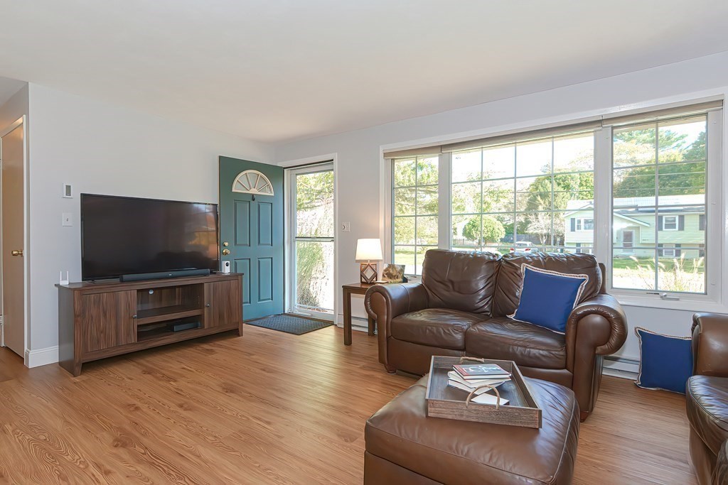 95 Temi Road Bellingham, MA 02019 - Photo 6 of 34 Gallery Image 6
