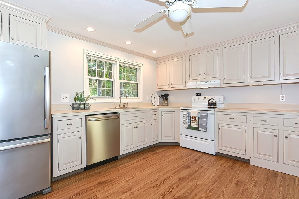 95 Temi Road Bellingham, MA 02019 - Photo 9 of 34 Gallery Image 9