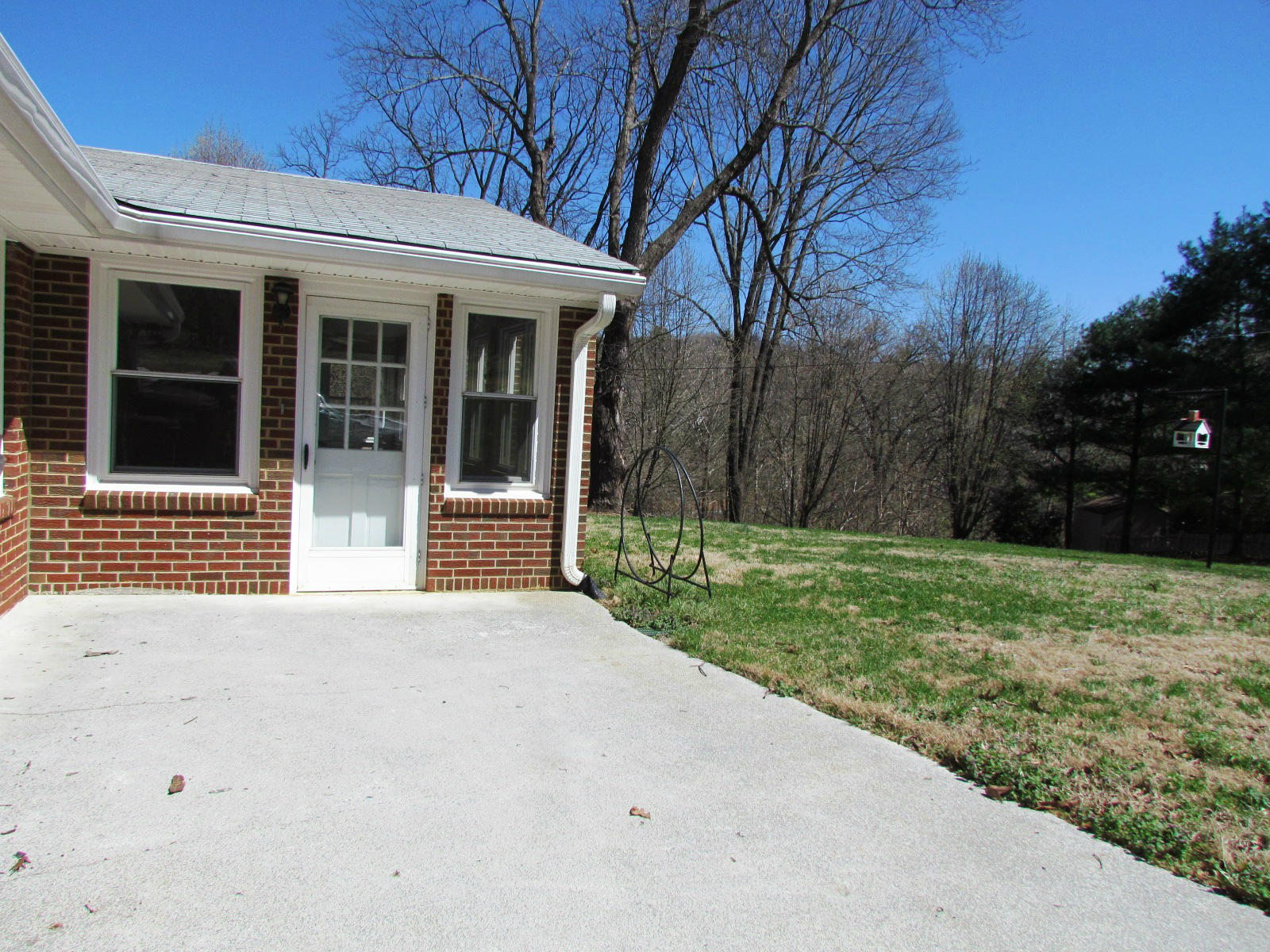 2605 Greenview Road Roanoke, VA 24018 - Photo 23 of 30 Patio off Sunroom