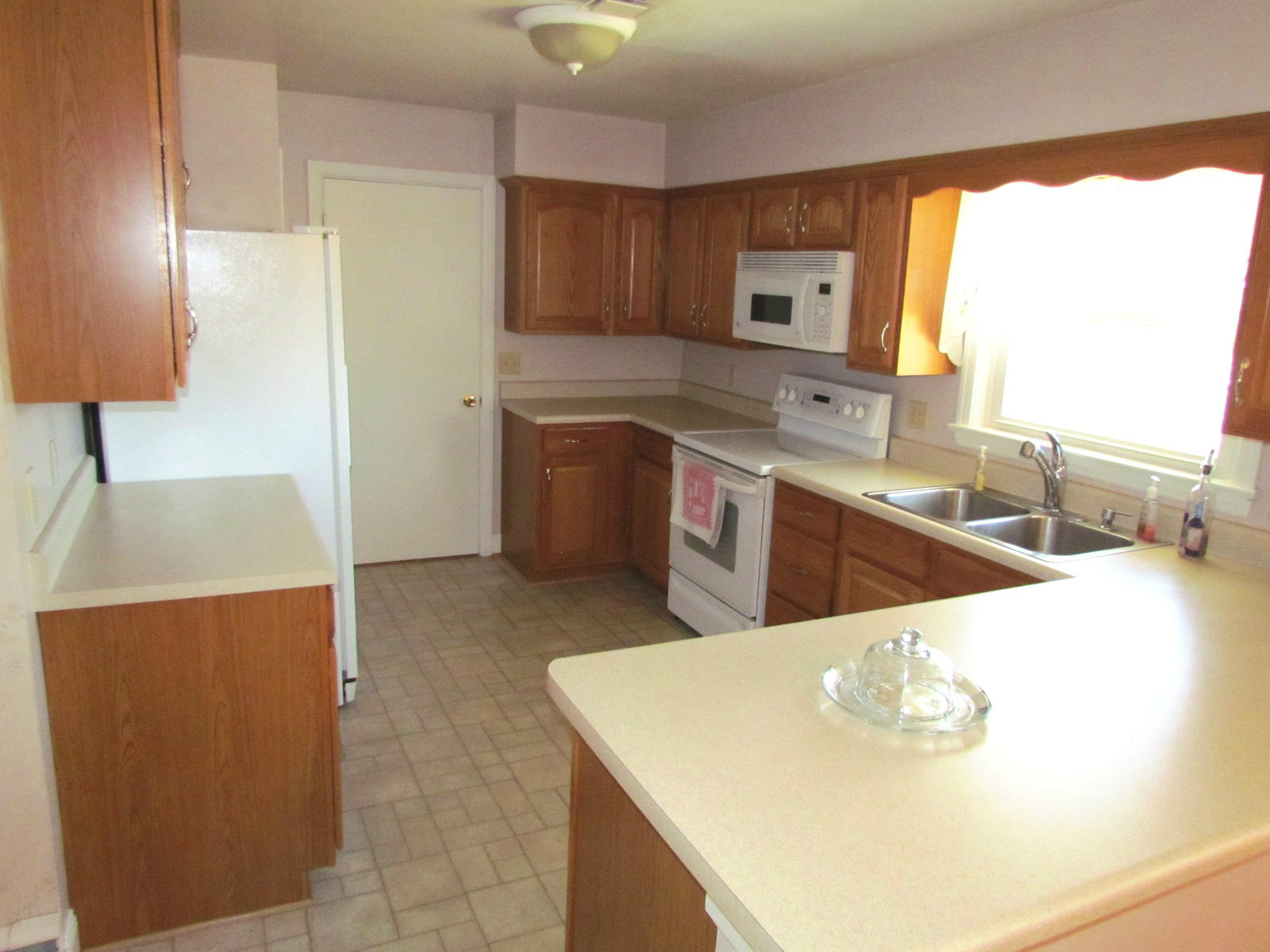 2605 Greenview Road Roanoke, VA 24018 - Photo 5 of 30 Kitchen