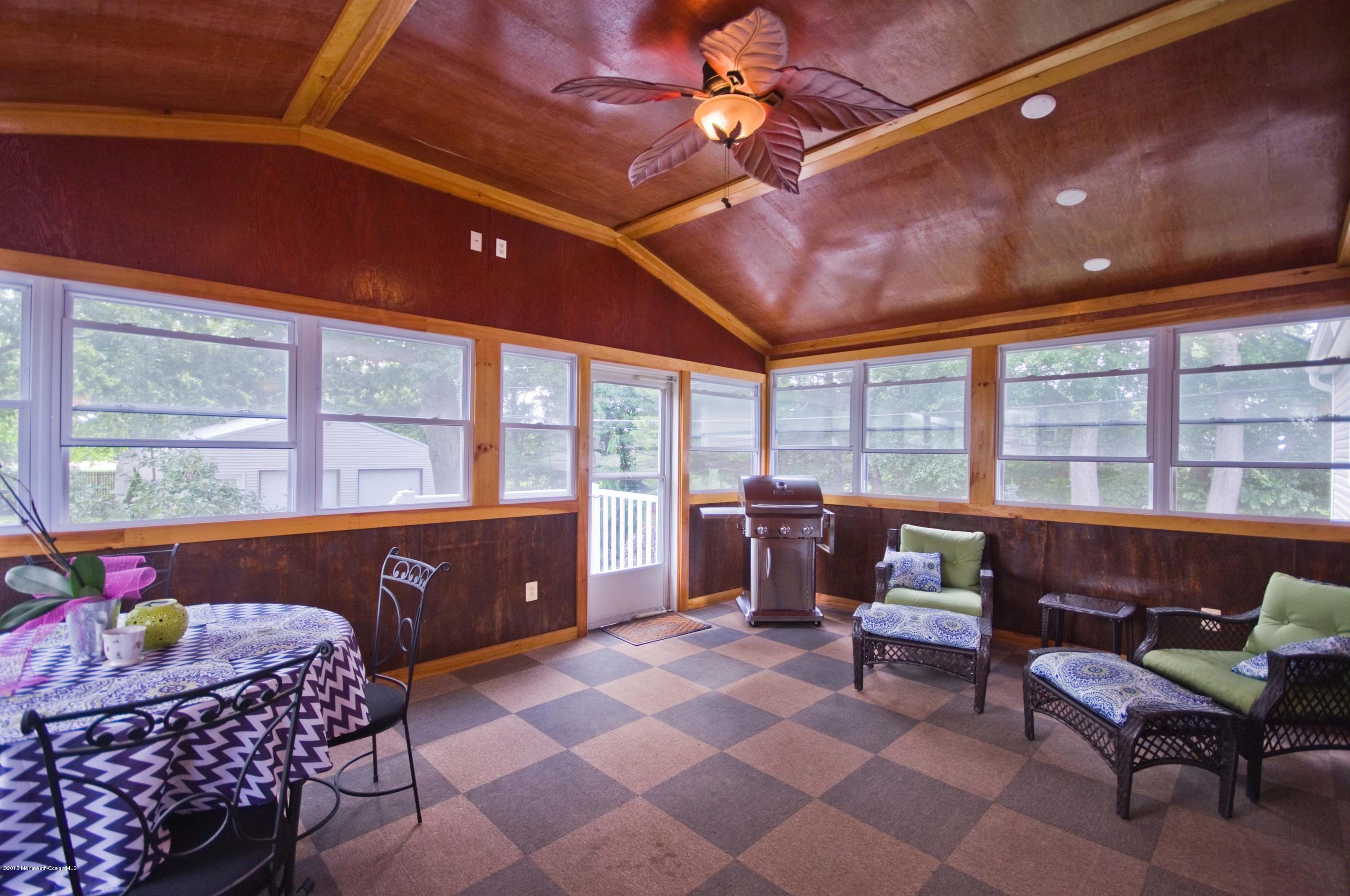 810 Neck Road Burlington, NJ 08016 - Photo 26 of 41 026_ALL SEASONS ROOM