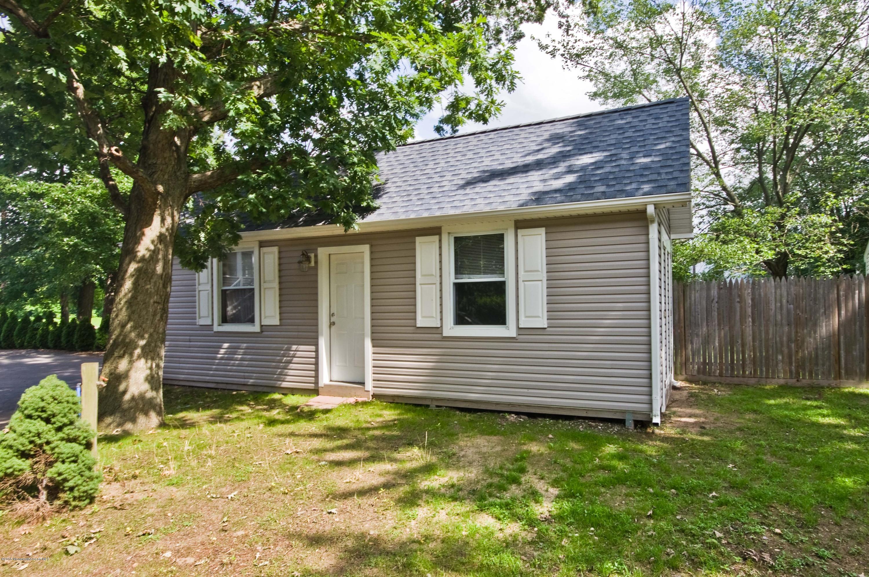 810 Neck Road Burlington, NJ 08016 - Photo 30 of 41 030_SHED