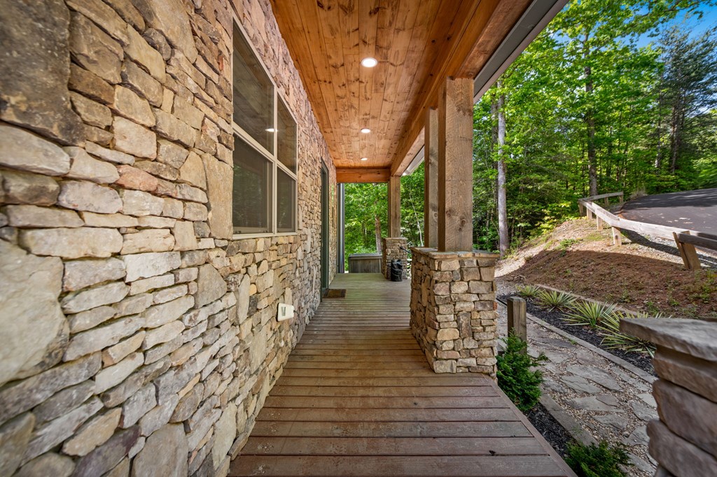 152 North Hiawatha Trail Blue Ridge, GA 30513 - Photo 77 of 101 Gallery Image 77