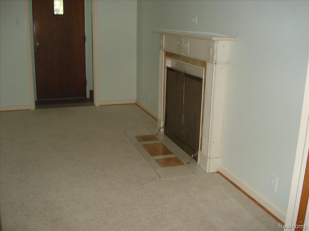 425 Kerby Road Grosse Pointe, MI 48236 - Photo 13 of 24 425 Kerby NEW 001