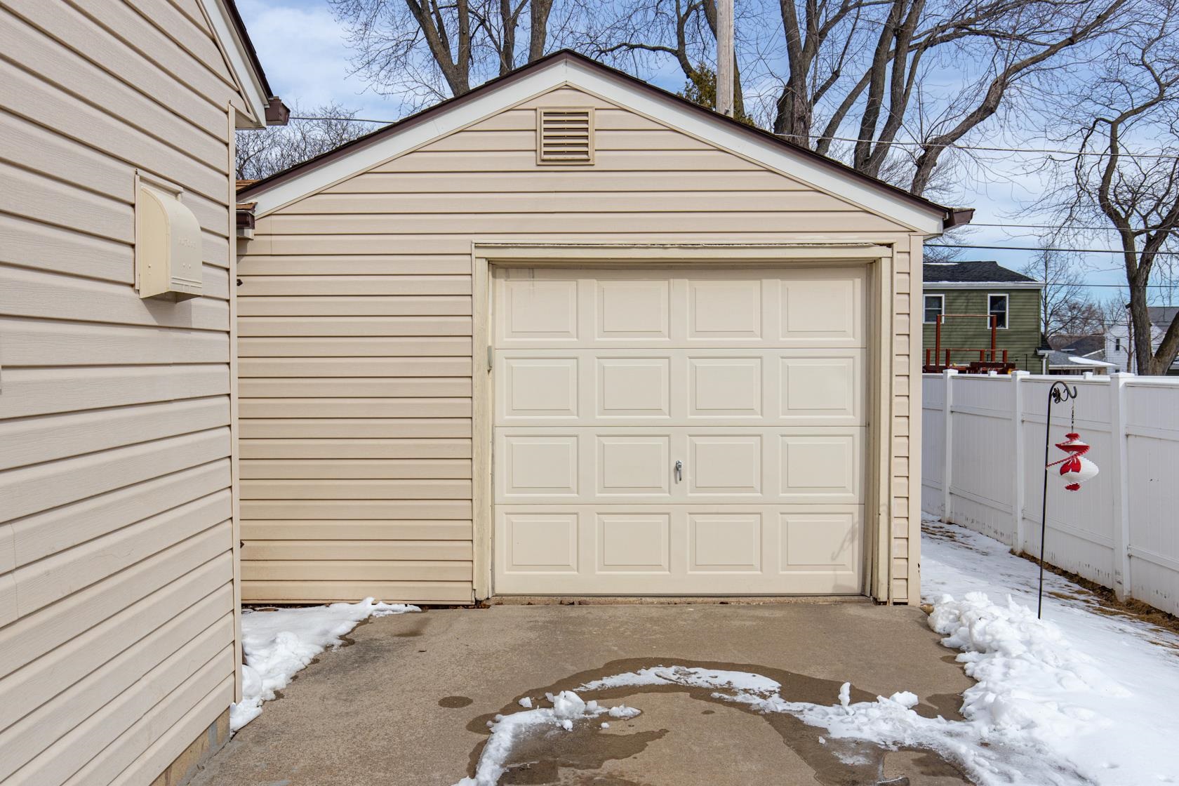 224 East Pershing Street Appleton, WI 54911 - Photo 19 of 24