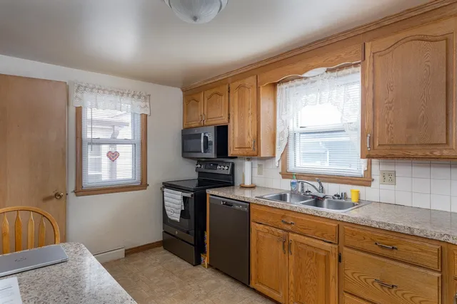 $250,000 | 224 East Pershing Street, Appleton, WI 54911