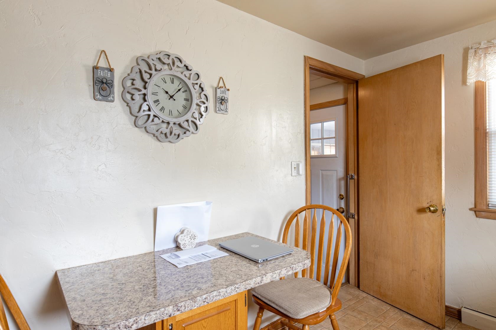 224 East Pershing Street Appleton, WI 54911 - Photo 10 of 24