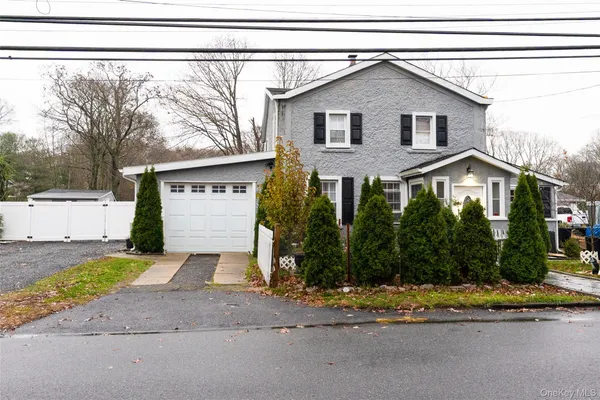 $659,000 | 163 Orchard Road, East Patchogue, NY 11772