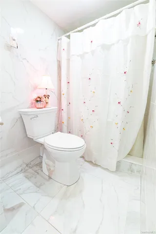 $649,000 | 163 Orchard Road, East Patchogue, NY 11772