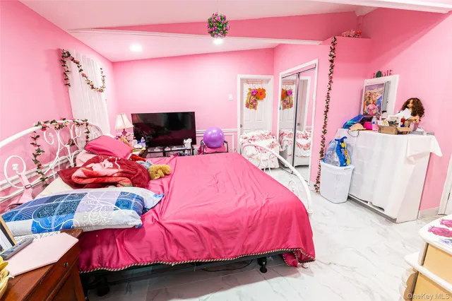 $649,000 | 163 Orchard Road, East Patchogue, NY 11772