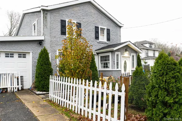 $659,000 | 163 Orchard Road, East Patchogue, NY 11772