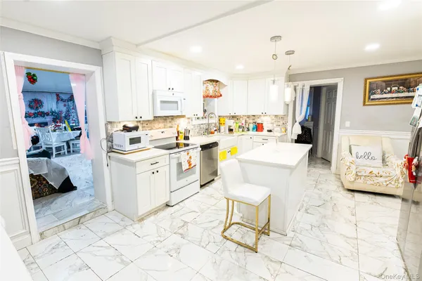 $659,000 | 163 Orchard Road, East Patchogue, NY 11772