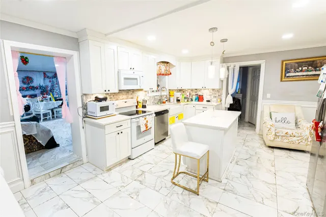 $649,000 | 163 Orchard Road, East Patchogue, NY 11772