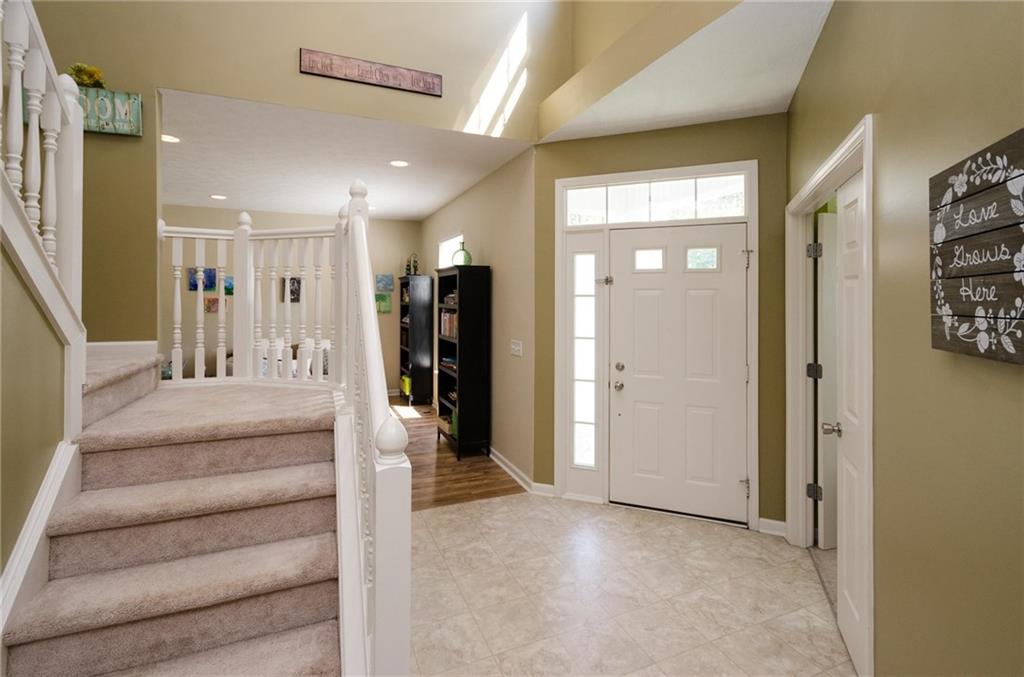 10328 Ridge Line Court Indianapolis, IN 46236 - Photo 3 of 24
