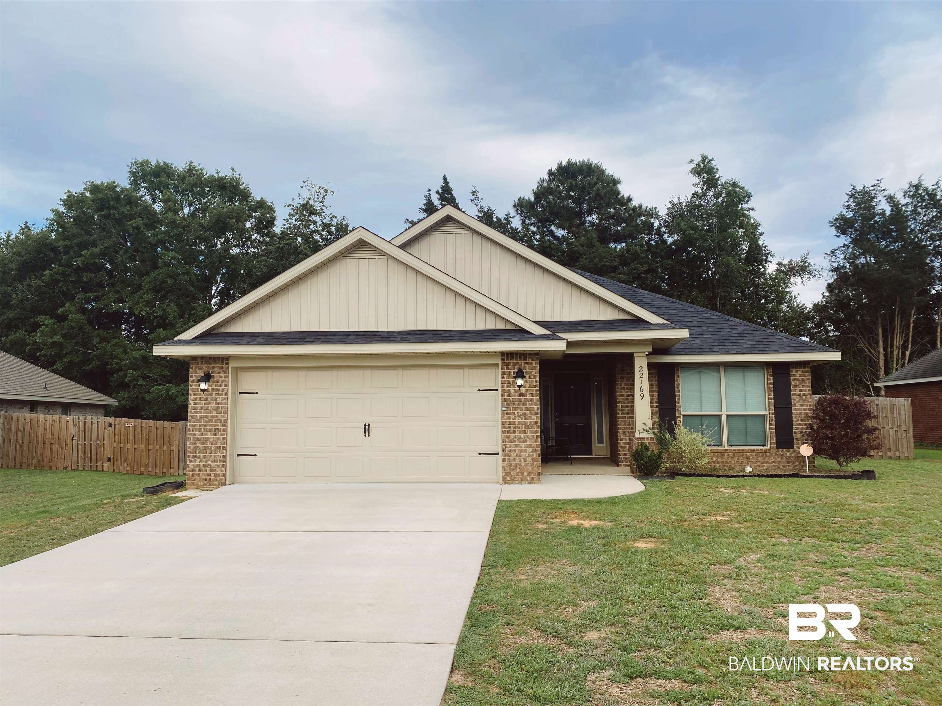 22169 Garland Loop Silverhill, AL 36576 - Photo 2 of 16