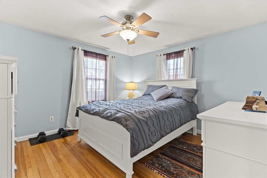 49 Cove Street Pawtucket, RI 02861 - Photo 23 of 36