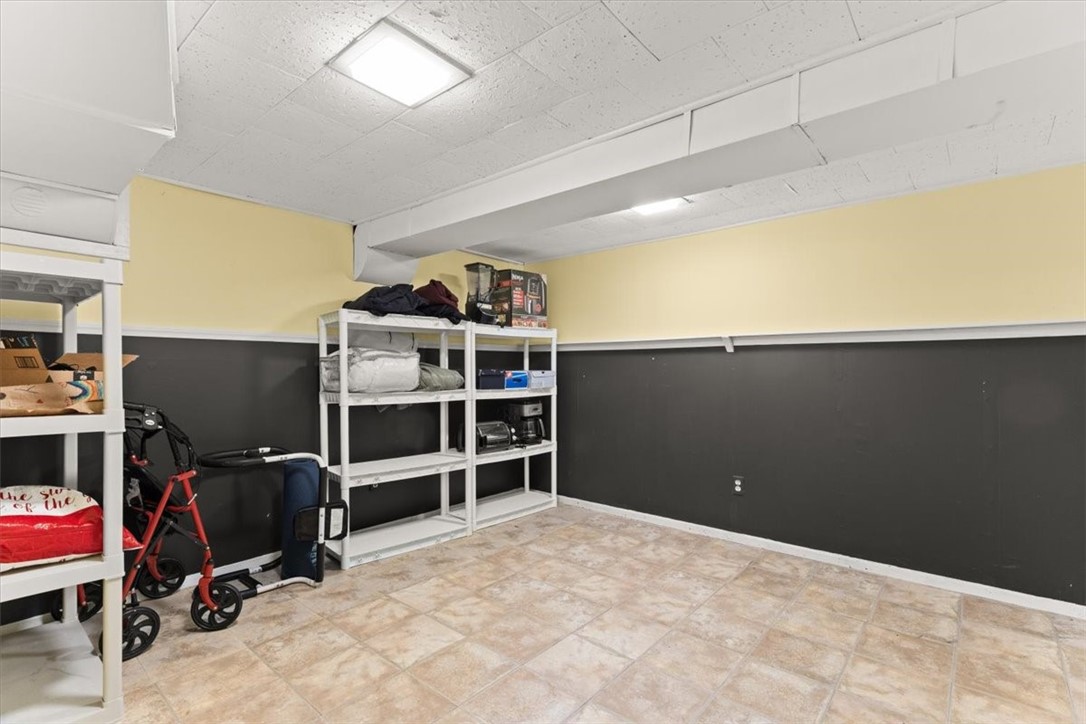 49 Cove Street Pawtucket, RI 02861 - Photo 32 of 36