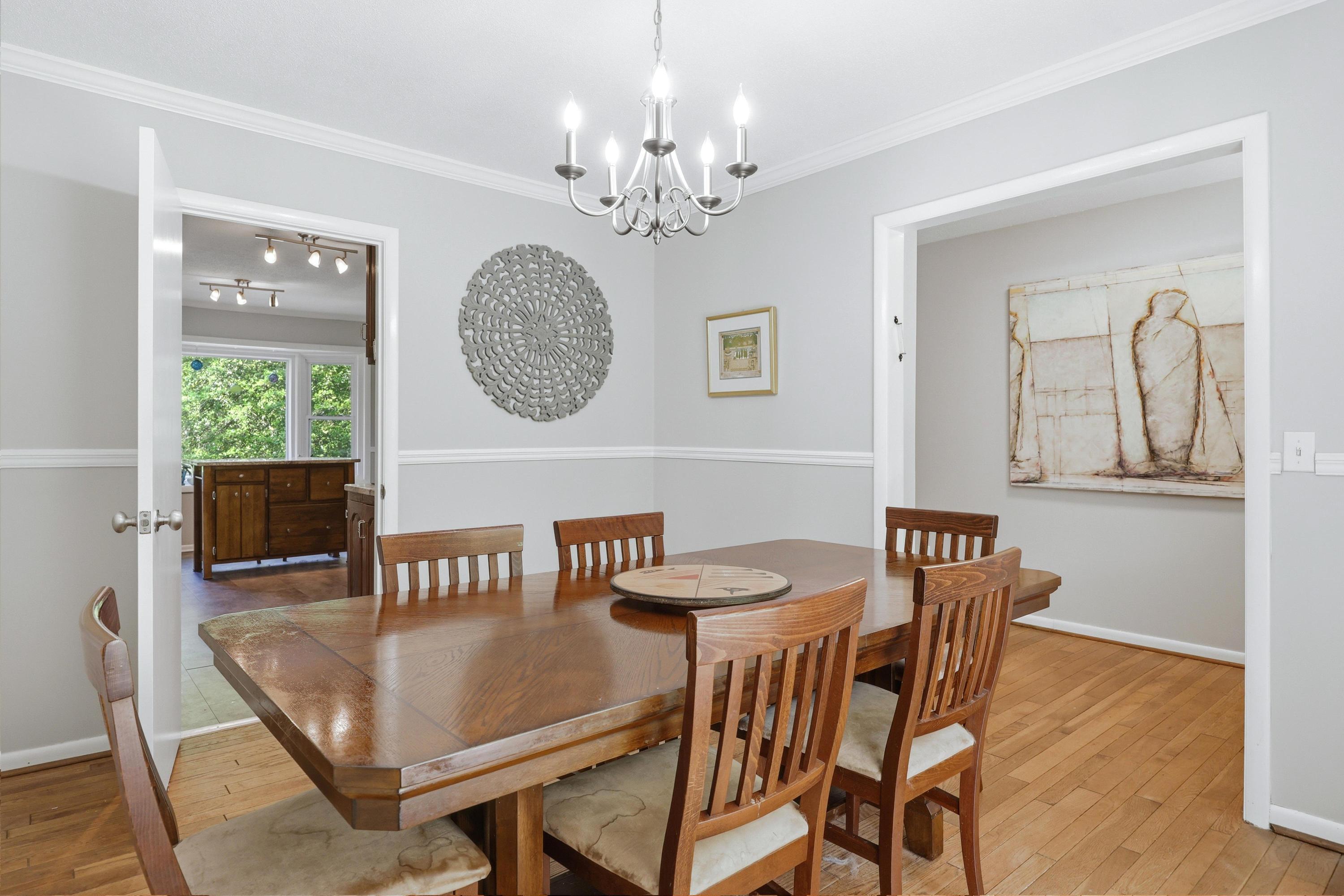 710 Miles Road Signal Mountain, TN 37377 - Photo 4 of 29 Dining Room