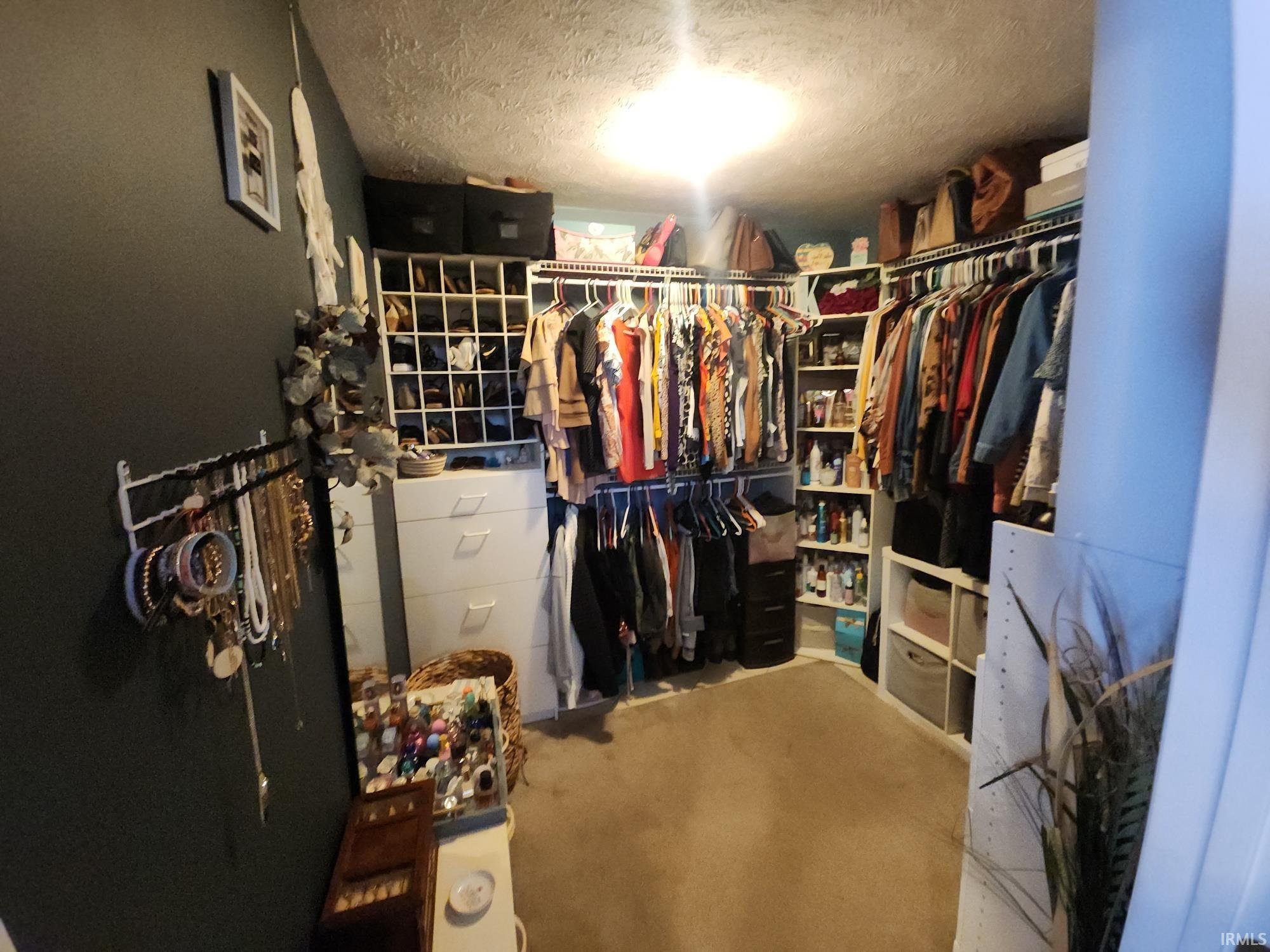 4540 Timber Lane Logansport, IN 46947 - Photo 8 of 19