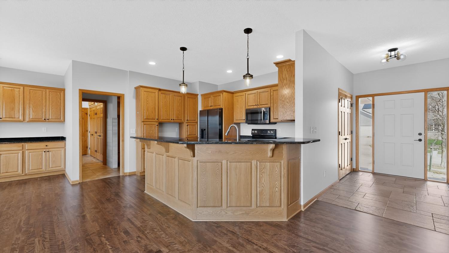 6389 Summit Pointe Road Northwest Rochester, MN 55901 - Photo 12 of 75